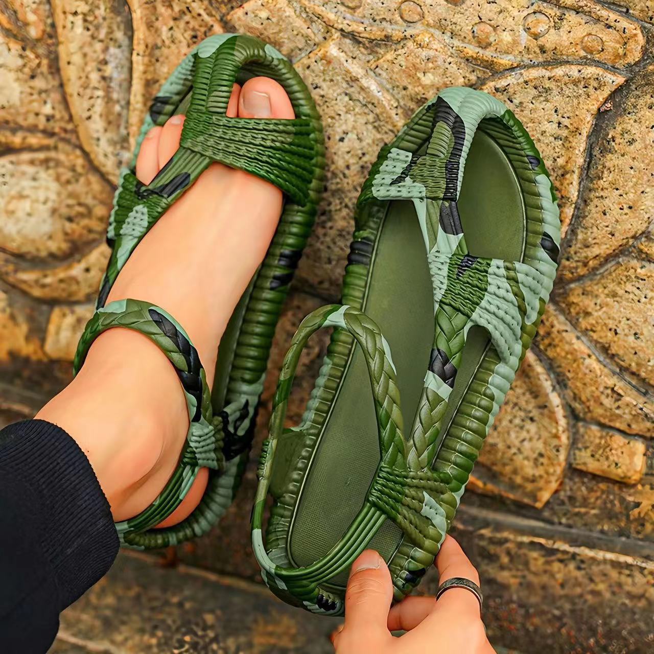 Men Shoes On Cloud - 2025 レトロメンズスポーツサンダル夏の屋外カップルカジュアルビーチシューズ Eva ソフト軽量オープントゥクラウドスリッパスニーカー