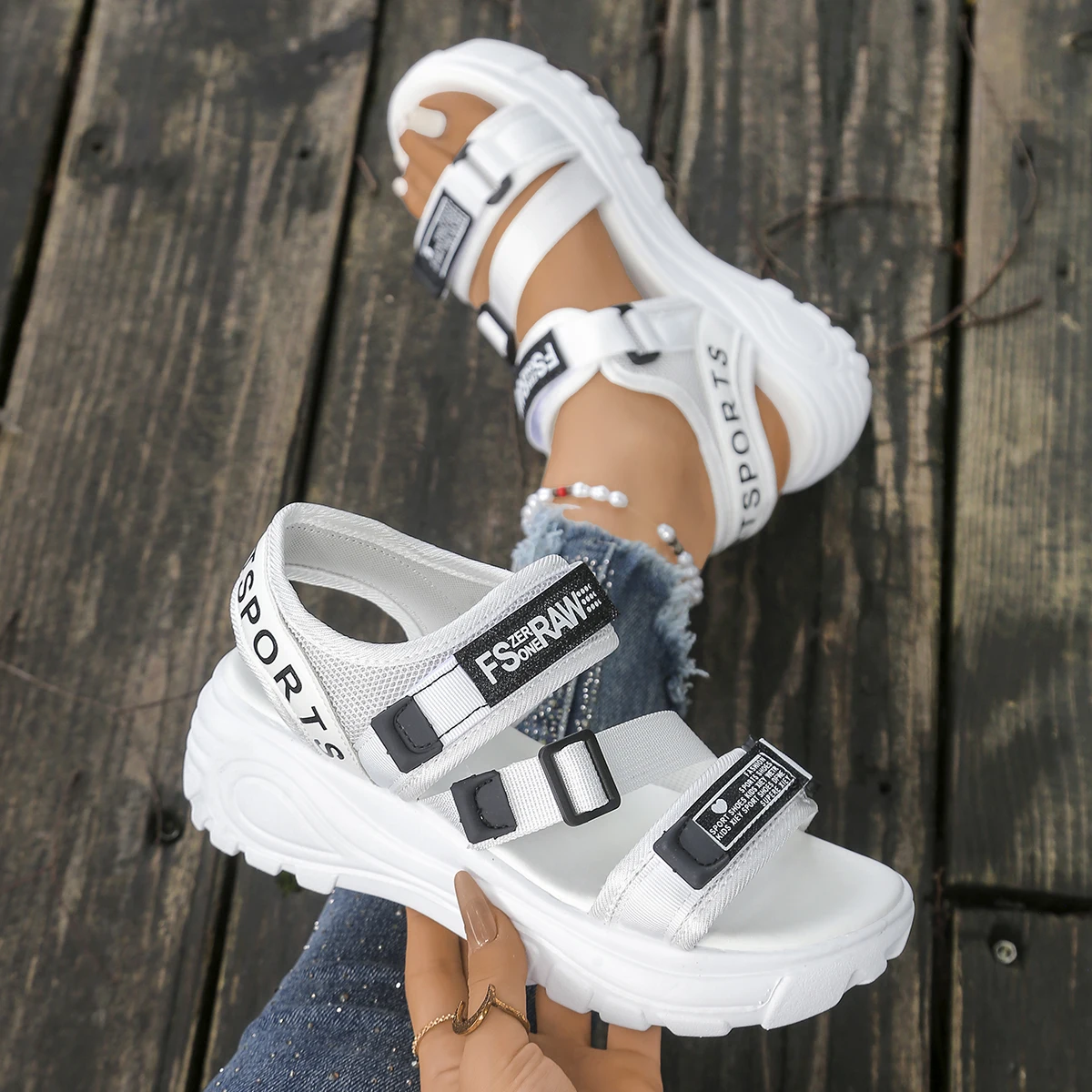 Velcro Strap Sandal - 女性プラットフォームウェッジサンダル夏の新しい快適な靴女性のためのファッションライトカジュアルベルクロビーチサンダル Zapatos De Mujer