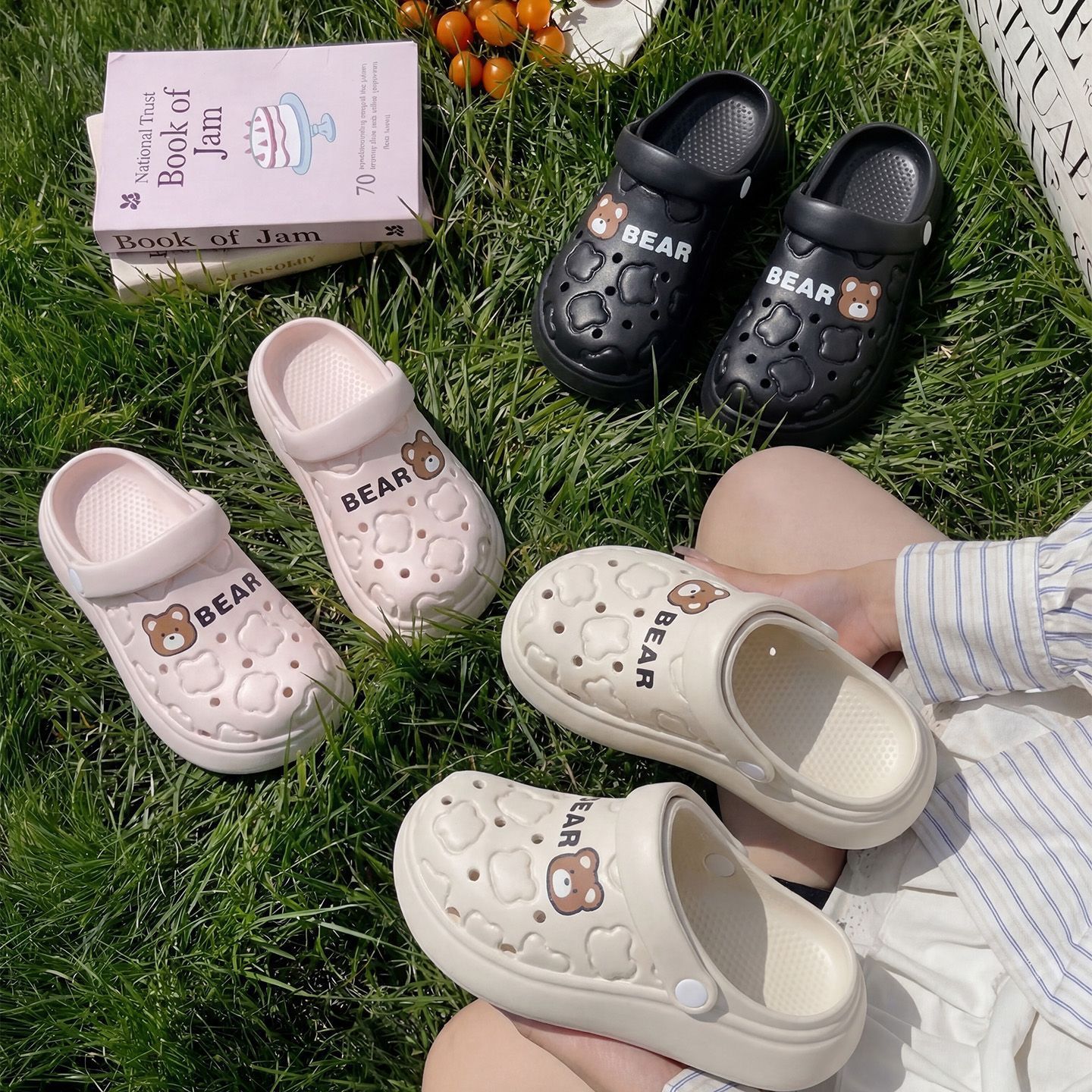女性男性用漫画風クマEVAクロッグサマーガーデンシューズキュ - Men Shoes On Cloud のレビューと価格
