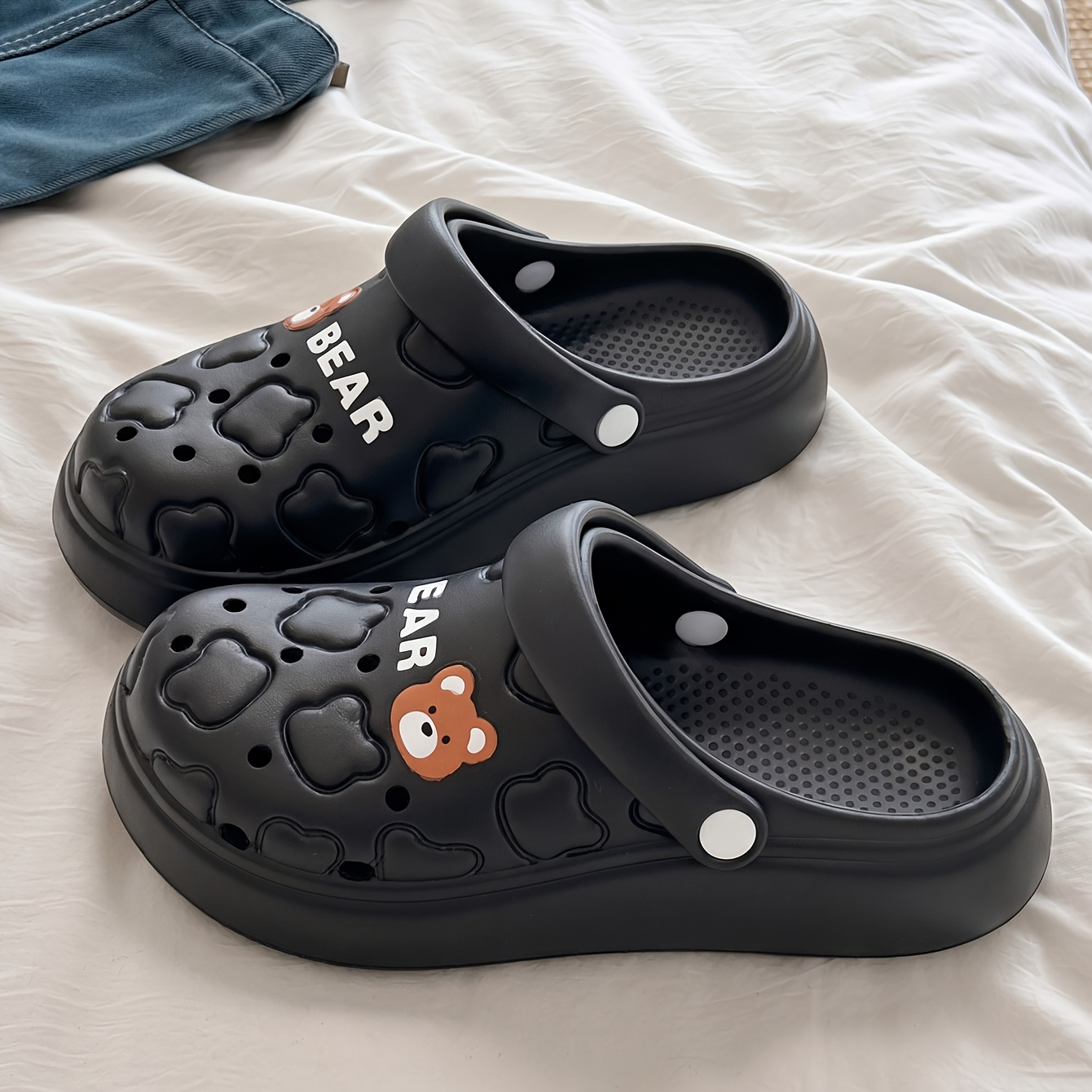 女性男性用漫画風クマEVAクロッグサマーガーデンシューズキュ - Men Shoes On Cloud のレビューと価格