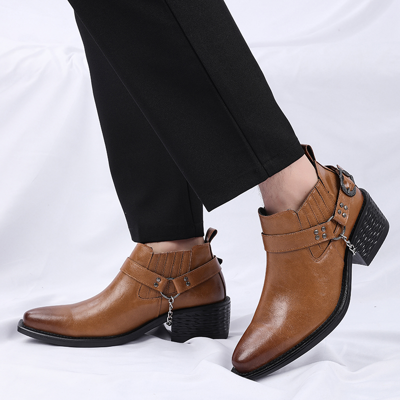 新しいブラウン/ブラック牛革ブーツ金属チェーンデザインメンズ - Men Shoes Formal のレビューと価格