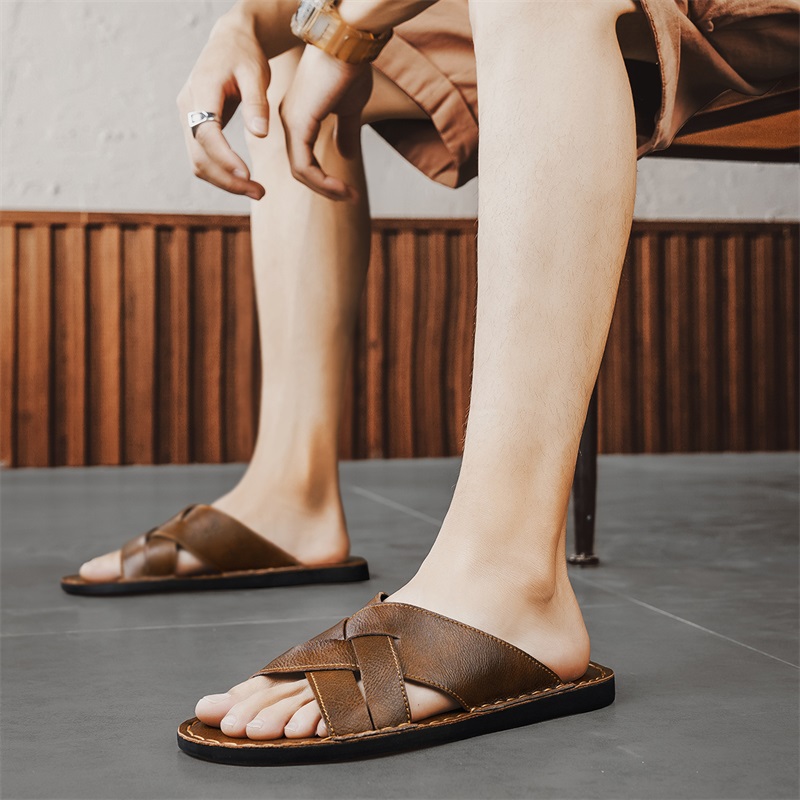 本革メンズカジュアルサンダル夏メンズスリッパ屋外通気性ビーチ - Men'S Shoes Qn のレビューと価格