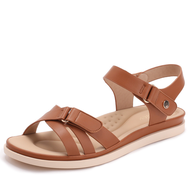 平底でファッショナブルなアウトドア用滑り止めカジュアルサンダ - Velcro Strap Sandal のレビューと価格