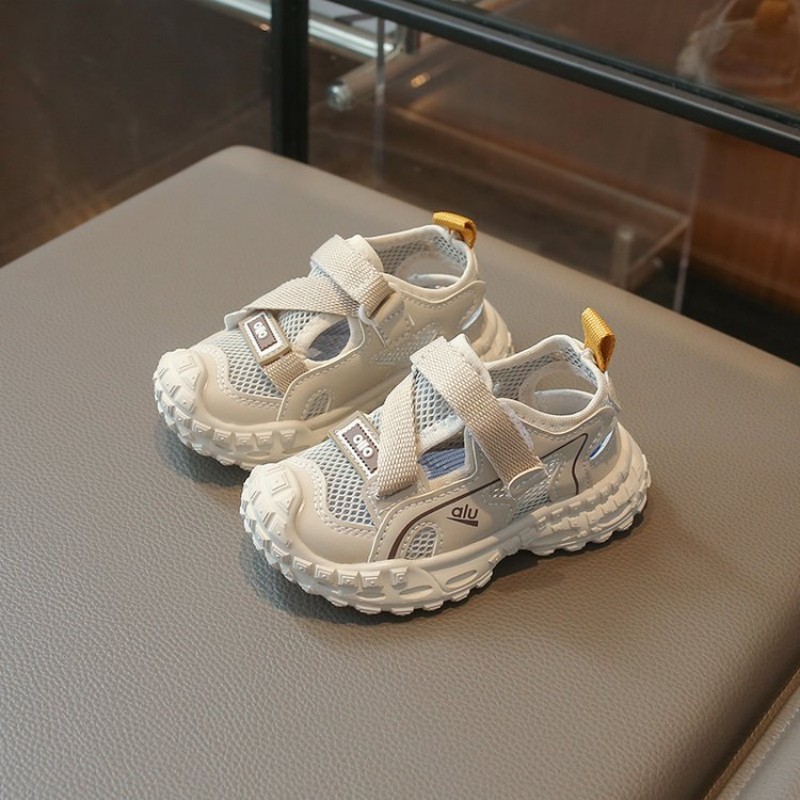 幼児キッズ通気性メッシュクローズドトゥスポーツサンダル男の子 - Velcro Strap Sandal のレビューと価格
