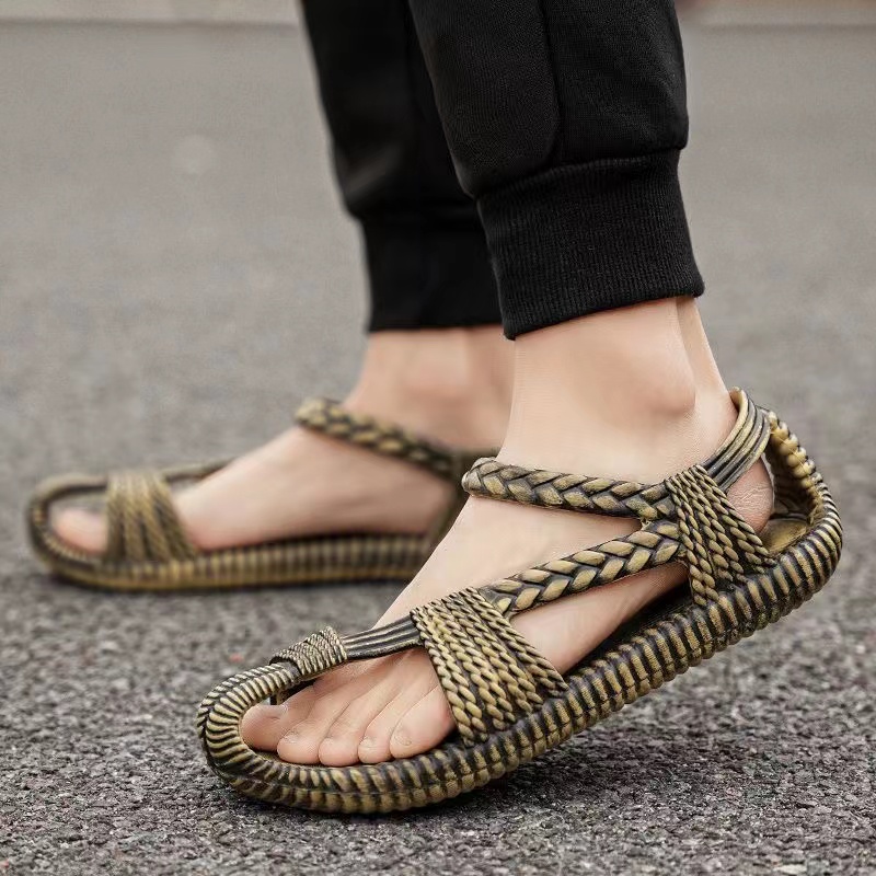 2025 レトロメンズスポーツサンダル夏の屋外カップルカジュ - Men Shoes On Cloud のレビューと価格