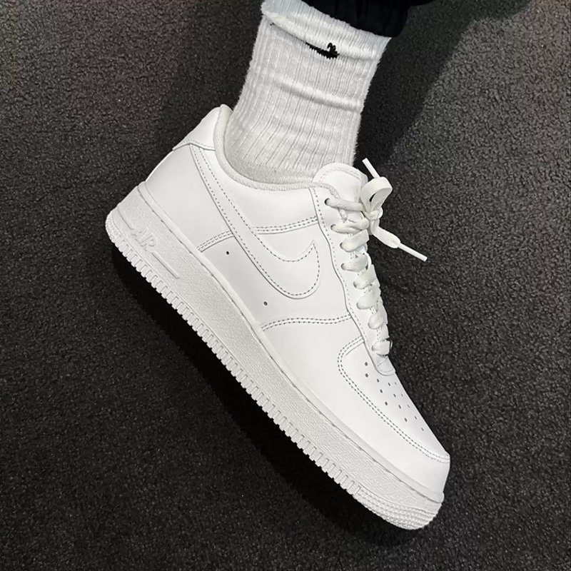 ナイキ エア フォース 1 ピュア ホワイト エア フォース - Men'S Shoes Nike Air Force のレビューと価格