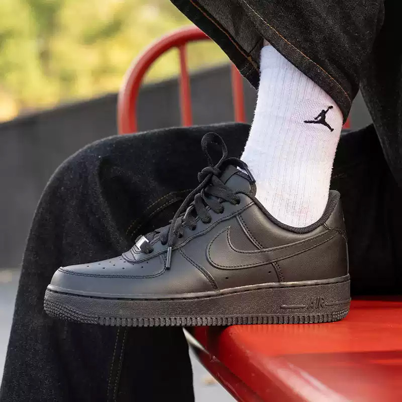 ナイキ エア フォース 1 オール ブラック エア フォース - Men'S Shoes Nike Air Force のレビューと価格