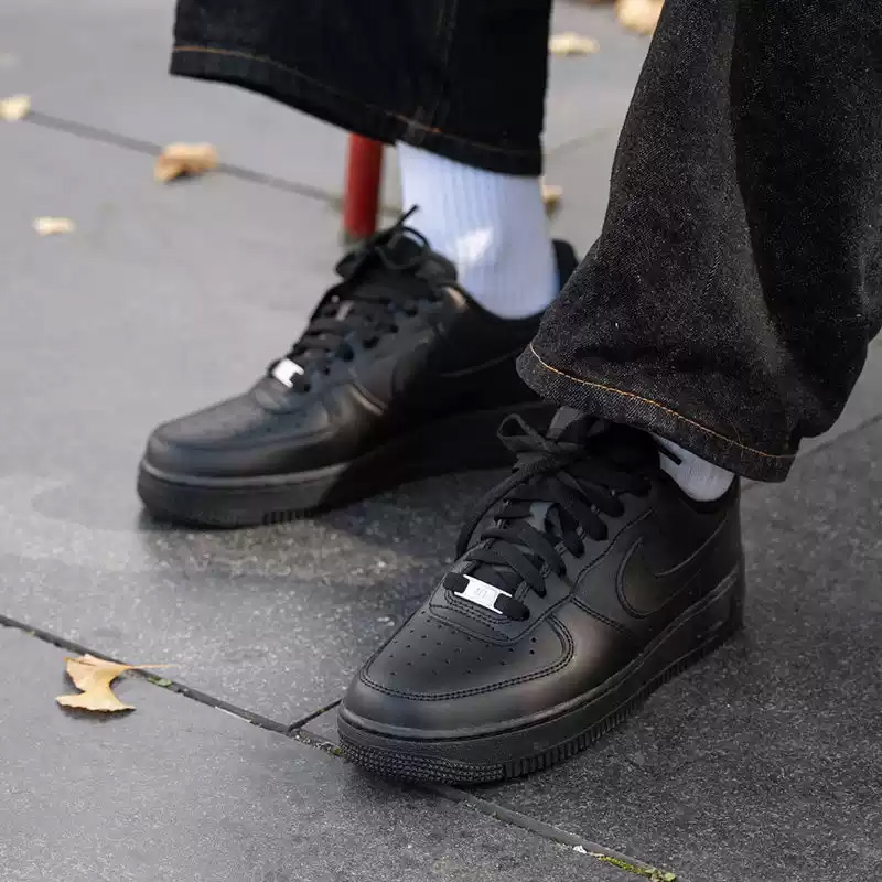 ナイキ エア フォース 1 オール ブラック エア フォース - Men'S Shoes Nike Air Force のレビューと価格