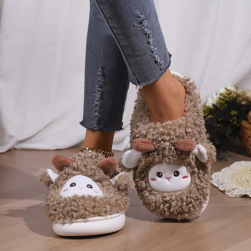 冬素敵な小さな羊のスリッパ女性男性用かわいい子羊ぬいぐるみホ - Men Shoes Size To Women のレビューと価格