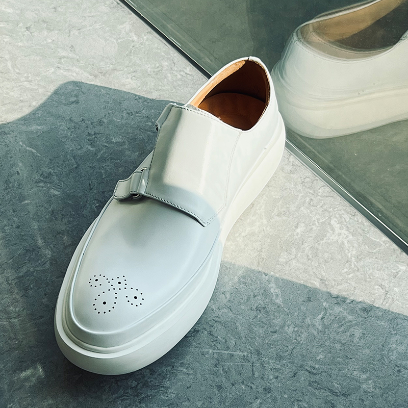 ミニマリストデザイナー ホワイトレザー モンクストラップロー - Monk Strap Shoe のレビューと価格